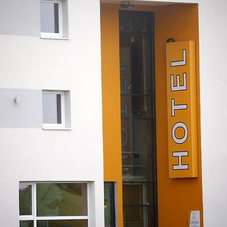 Sweet And Smart Sarreguemines - Hambach Hotel Exterior foto